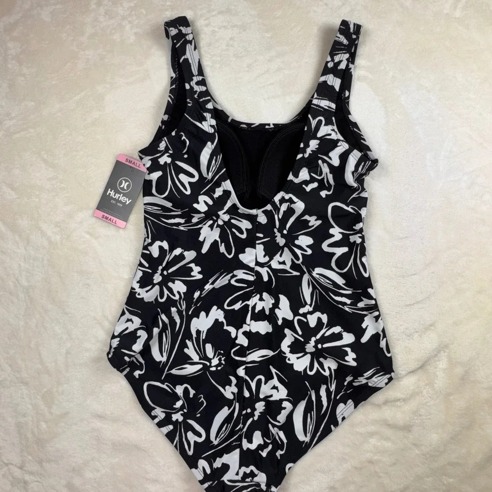 Hurley One Piece Swimsuit Women Small‎ Black White Floral UPF 50+ HSO1030